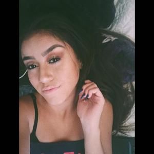 Meet your Posher, María
